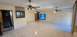 Apartamento de 3 quartos com garagem na Rua Francisco Portela 