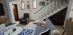 Casa de condomínio para venda com 3 quartos.