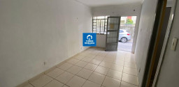 CASA EM CONDOMINIO NO ZÉ GAROTO 1 quarto.