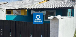 Casa com 2 quartos e piscina em Maricá.