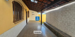 Casa 2 quartos com garagem - Centro
