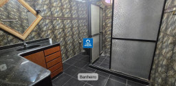 Casa 2 quartos com garagem - Centro
