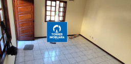 Casa Duplex em condomínio, com vaga de garagem - Colubandê