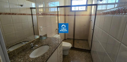 Apartamento de 3 quartos com garagem na Rua Francisco Portela 