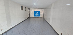 Apartamento de 3 quartos com garagem na Rua Francisco Portela 