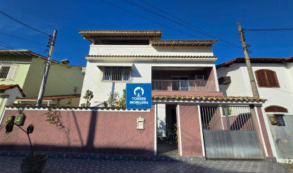 Mangueira - Casa de condomínio com 3 quartos, suíte e piscina à venda.