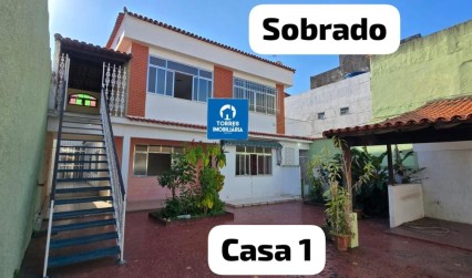 Camarão - 2 casas a venda na Rua Ricardo Campelo.