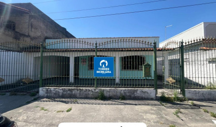 Casa 3 quartos com suíte com garagem - Trindade