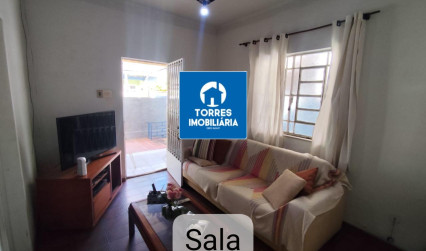 Casa 5 quartos (1 suíte) - Barro Vermelho com Garagem