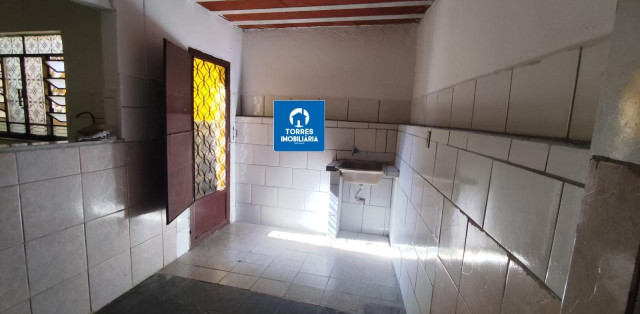 Casa de vila com 1 quarto em Neves - Foto 0
