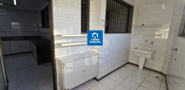 Apartamento de 3 quartos com garagem na Rua Francisco Portela  - Foto 1
