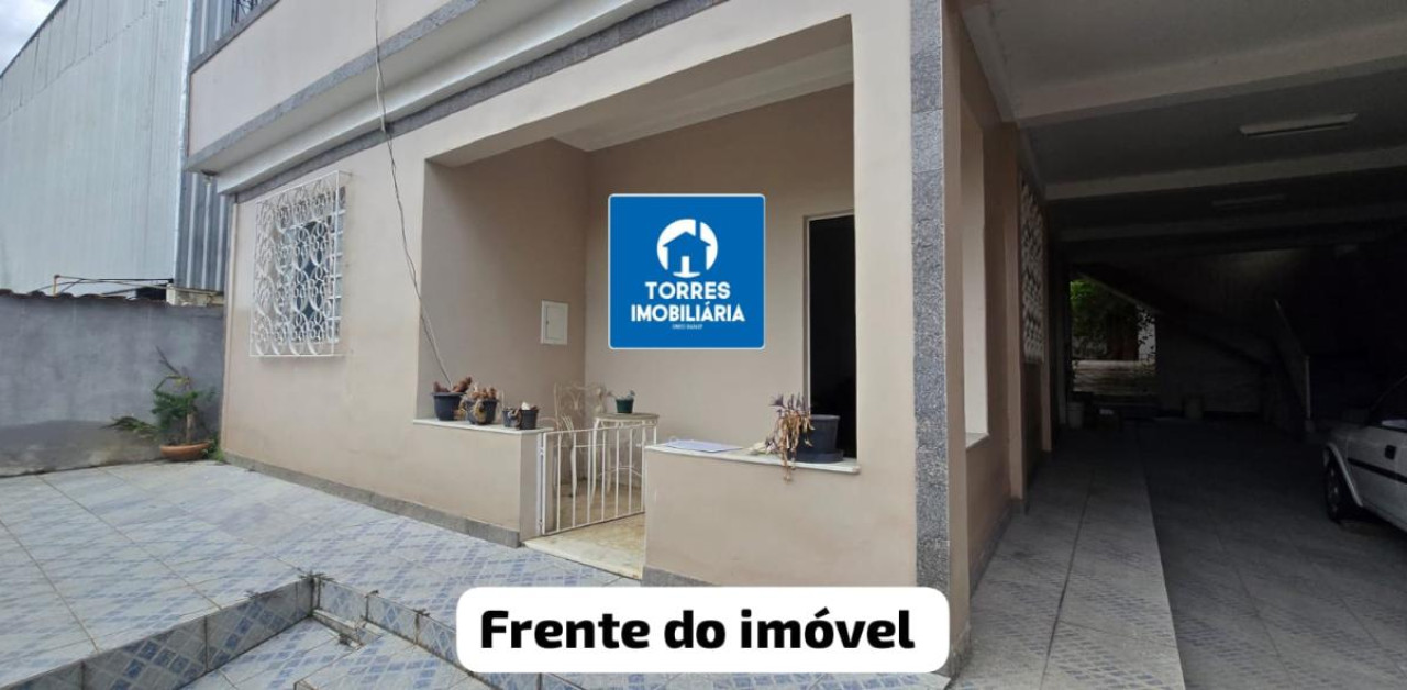 Casa 2 quartos com terraço próximo ao Estaleiro São Miguel Gradim