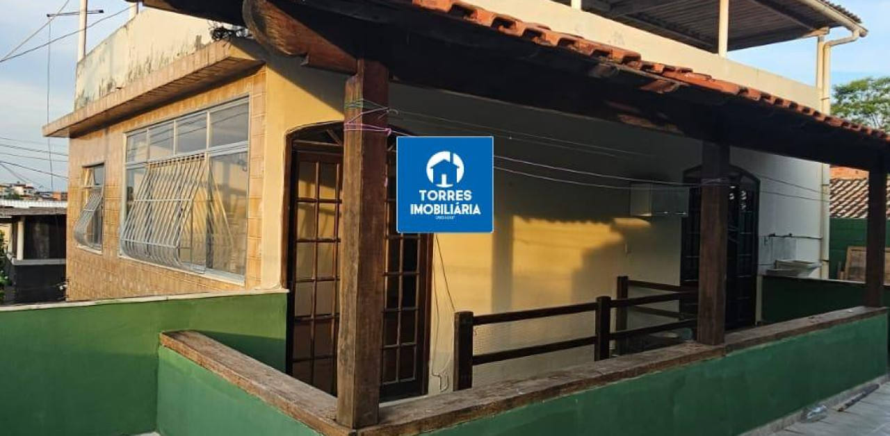  2 quartos e terraço e garagem no Colubandê, São Gonçalo