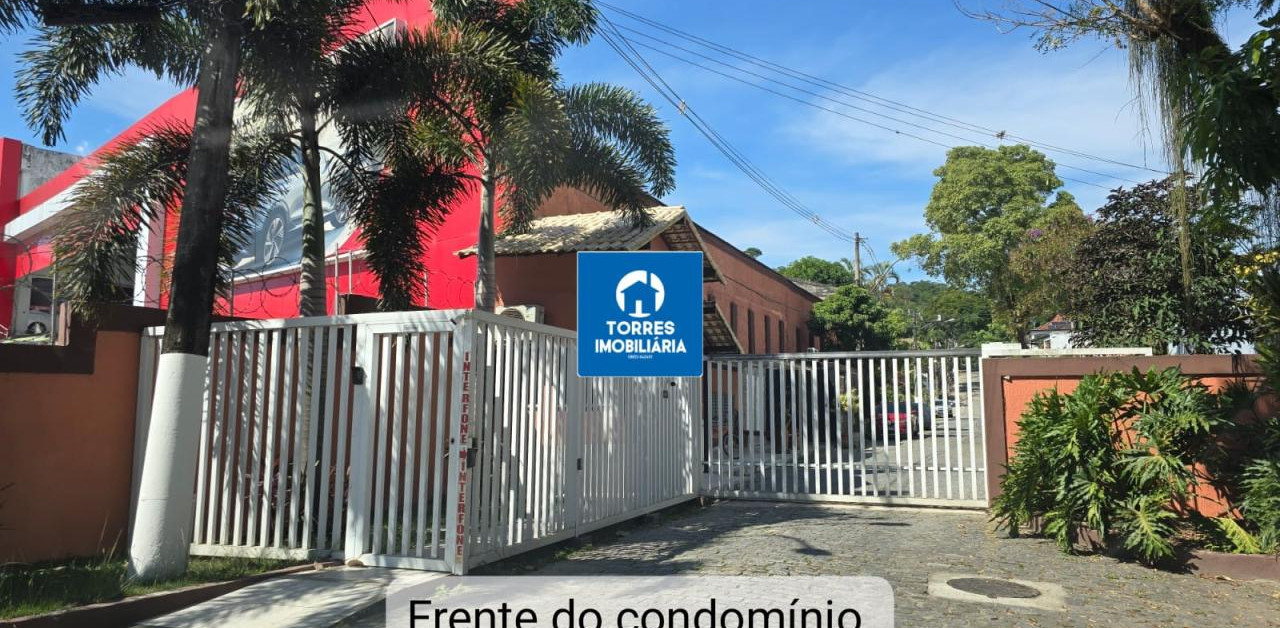Casa a venda com 3 quartos em condomínio - Niterói/Rj.