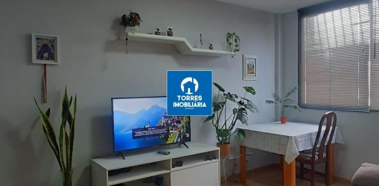 2 quartos com Garagem no Condomínio Esmeralda próximo a rua da Caminhada 
