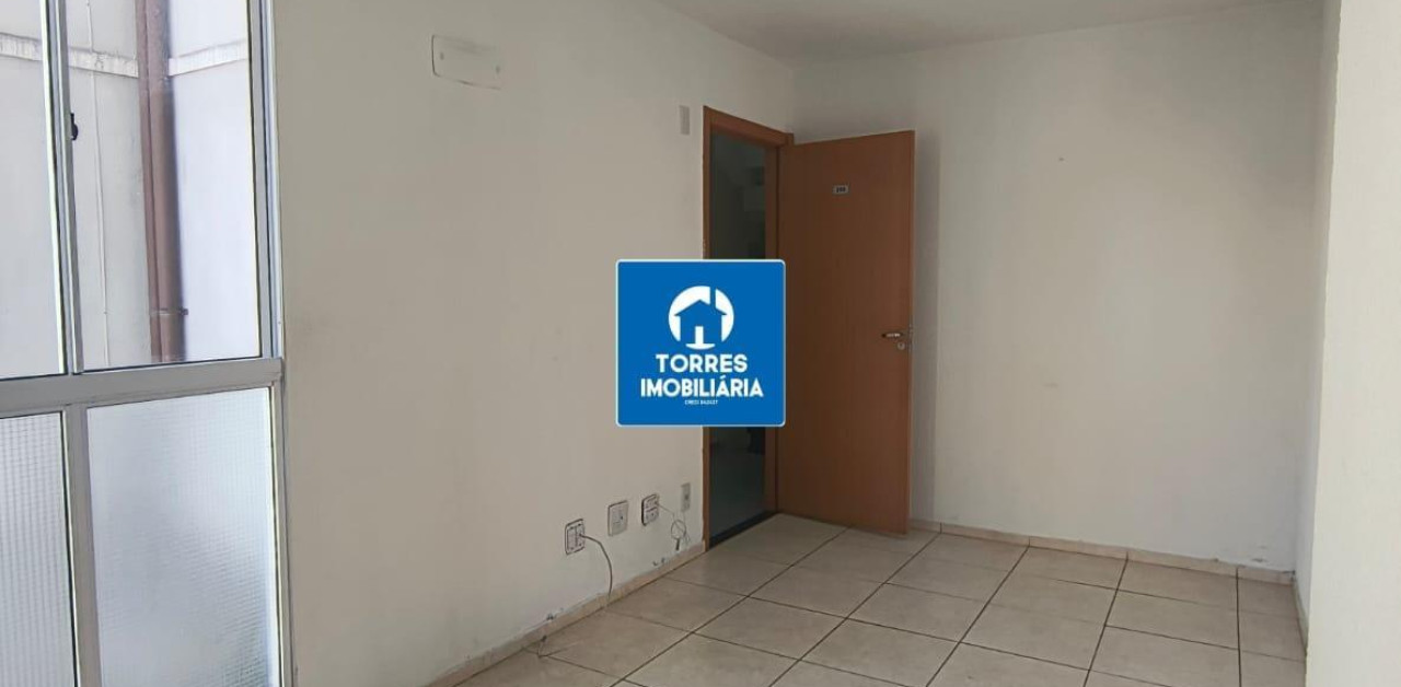 Apt. 2 quartos com garagem -  VILA LAGE 
